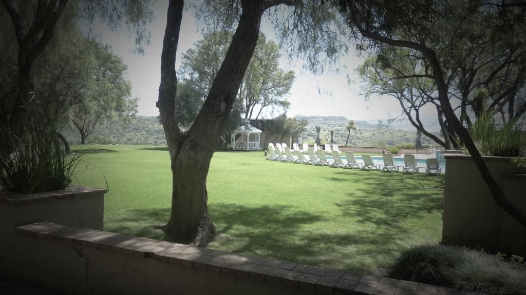 Black Mountain Leisure And Conference Hotel Groothoek Dış mekan fotoğraf